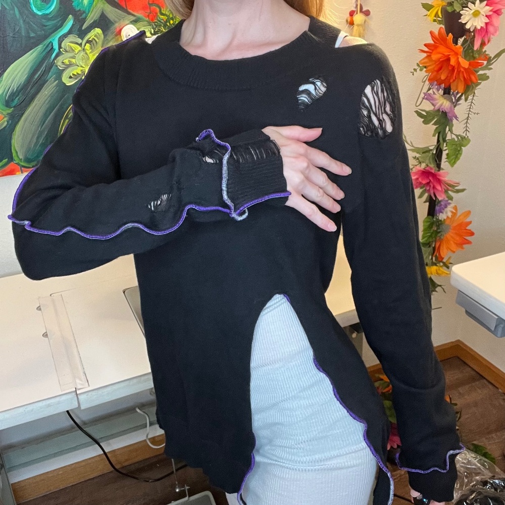 Womens Mummy Shirt Size Small Black Purple Thermal Cut Out Festival Sweater Goth